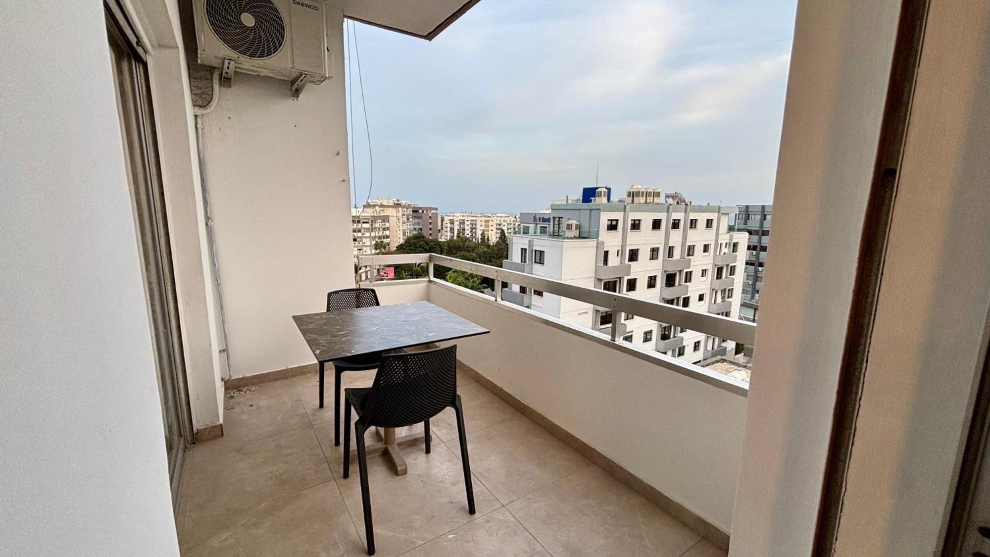 Seabreeze City Center Flats By Trulycyprus Limassol Exterior foto