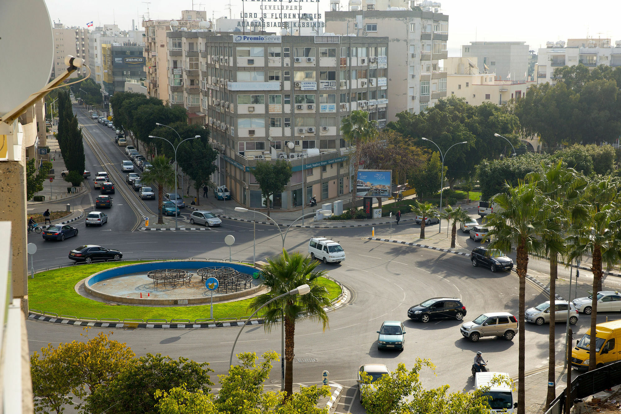 Seabreeze City Center Flats By Trulycyprus Limassol Exterior foto
